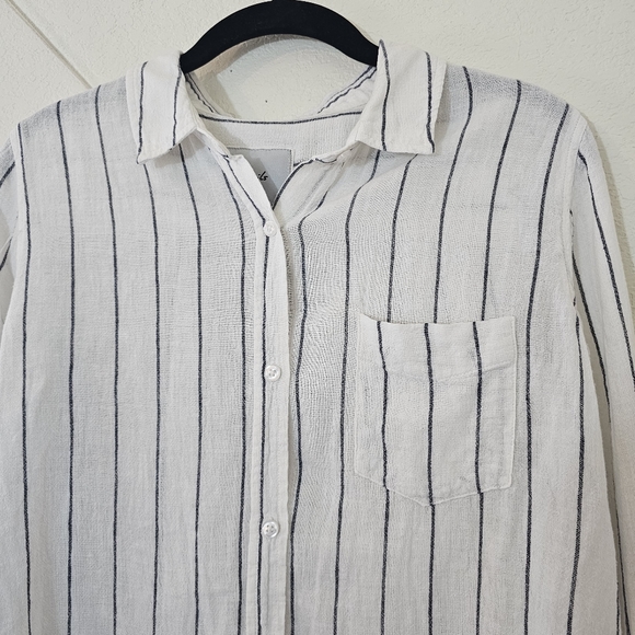 Rails Charli Linen Blend Button-down! Size XS. - Picture 4 of 8